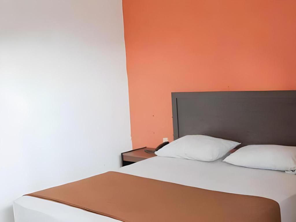 Mira Hotel Banjarmasin  Luaran gambar