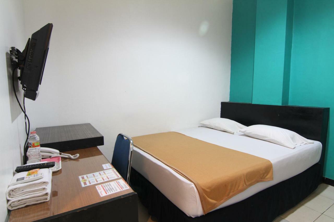 Mira Hotel Banjarmasin  Luaran gambar